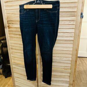 Hollister Women's Deep Indigo Skinny Jeans